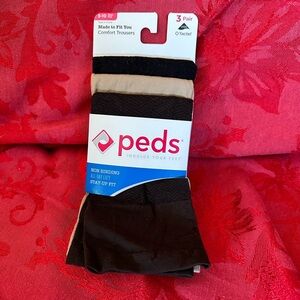 🌵 3/$15 Peds 3 pack non binding comfort trouser socks (see description)